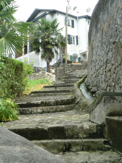 L\'escalier de la rue Xerri Karrika