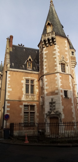 L'h&ocirc;tel de ville