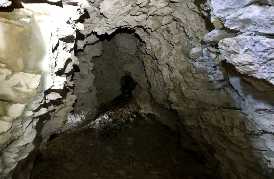 L\'intérieur du Chourum de la Cloche