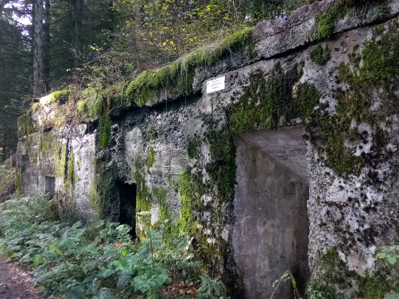 L'un des nombreux vestiges sur le parcours