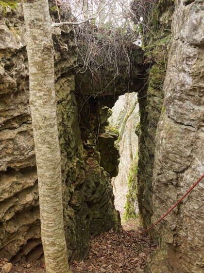 L\'une des failles du Rocher Siéroux