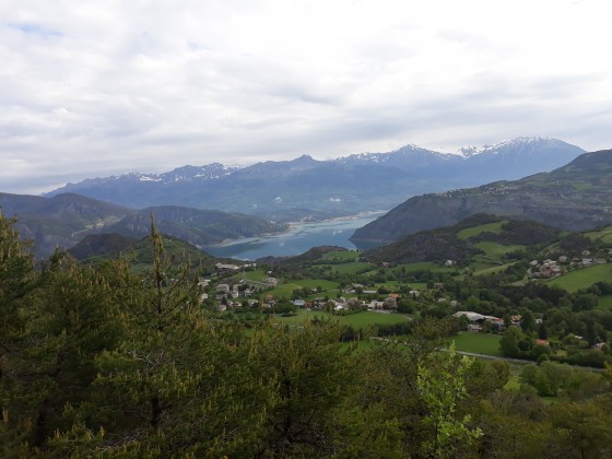 La Bréole et le lac de Serre-Ponçon