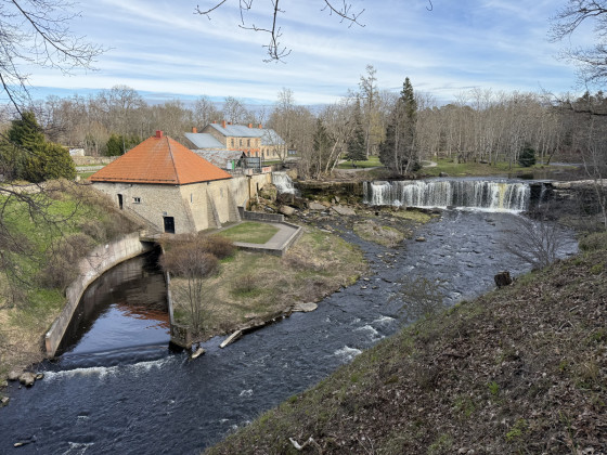 La cascade Keila juga et l'ancien moulin