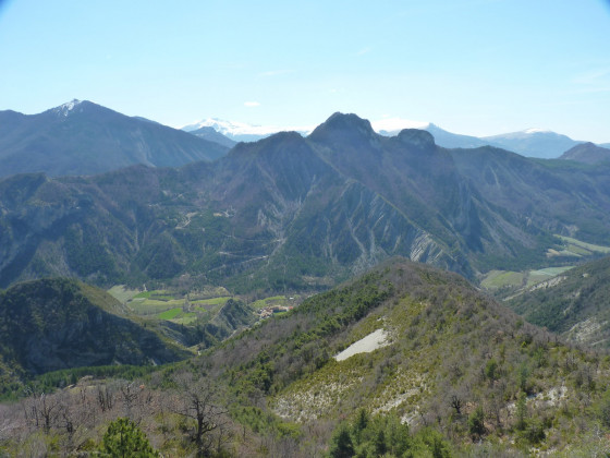 La crête de Costaplane à droite