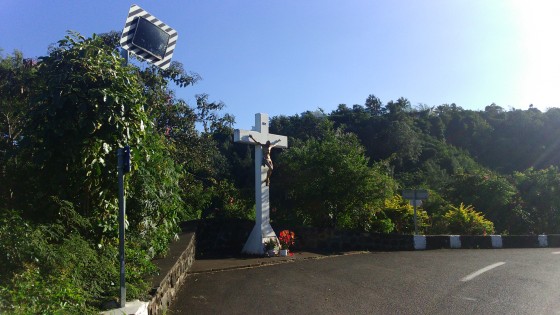 La croix de la Ravine des Avirons