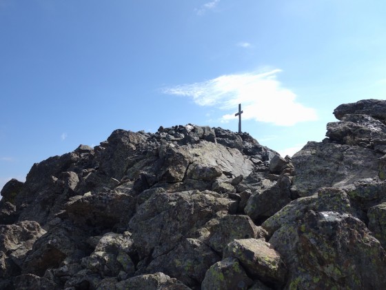 La Croix sommitale du Grand Charvia