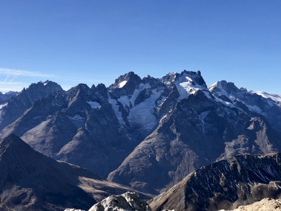 La Grande Ruine, la Pointe Nérot, le Pic Gaspard, le Pavé, la Meije, le Rateau et les Glaciers de la Girose