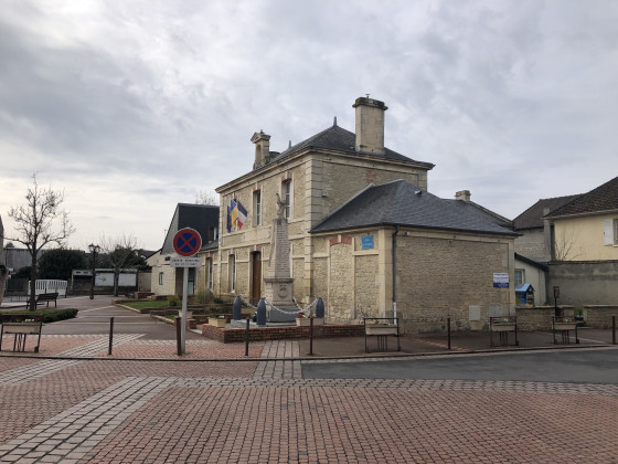 La mairie de D&eacute;mouville vue depuis la rue du Centre