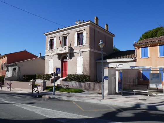 La mairie d'Evenos