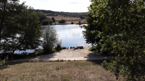 La petite plage du Bassin de la Courance