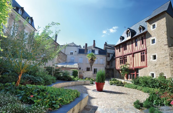La Place des Trois Moulins