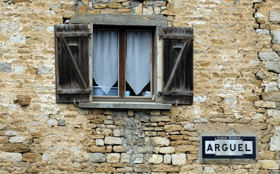 La plaque Michelin d'Arguel