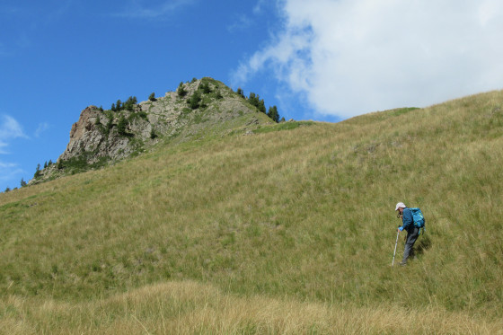 La pointe de Chatelret qu'on aborde par le collet à droite.