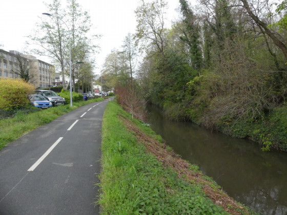 La rivière l\'Yvette à Orsay