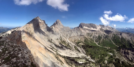 La Tête et le Roc de Garnesier vus depuis la Tête des Ormans