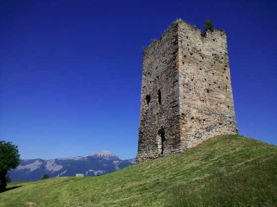 La Tour