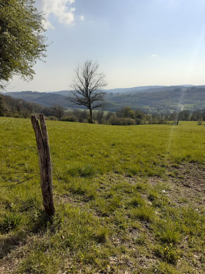 La vue sur la petite montagne