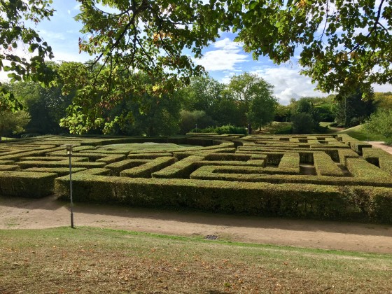 Labyrinthe du parc des sources de la Bièvre Labyrinthe du parc des sources de la Bièvre