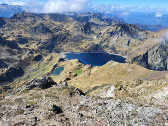 Lac Bleu et Lac Vert de Lesponne depuis le Pic de Merlheu