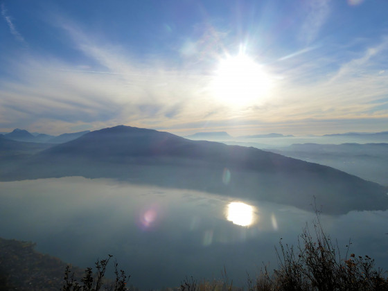 Lac d\'Annecy et Montagne du Semnoz à partir du Col des Sauts