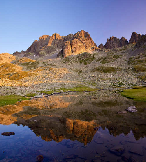Lac de la Combe au lever du soleil