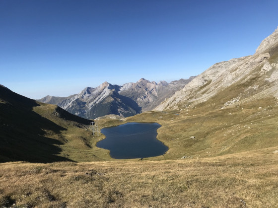 Lac de Lapazosa et pic de la Tendenera