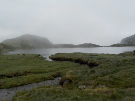 lac et brouillard