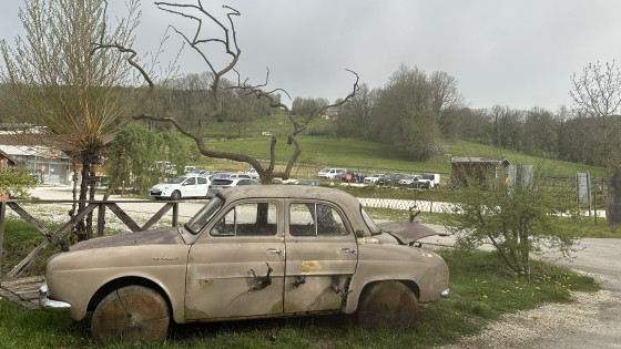 Land Art, la voiture du futur, étonnant