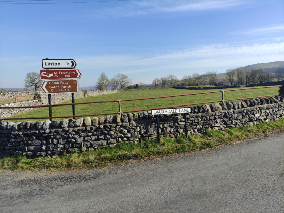 Lauradale Lane en direction de Linton