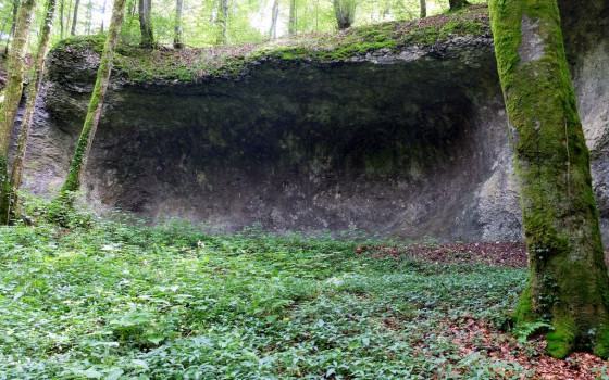 Laviron : La Grotte des Bougeottes