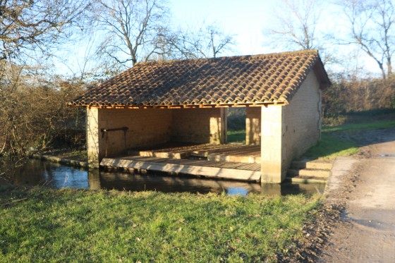 Lavoir du Logis de Vezan&ccedil;ais