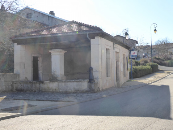 Lavoir et fontaine
