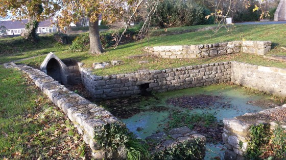 Lavoir pr&egrave;s du centre culturel de Loctudy