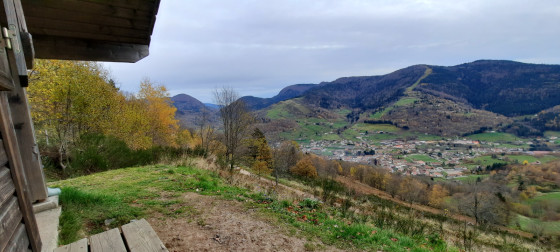 le banc du chalet du peut- haut