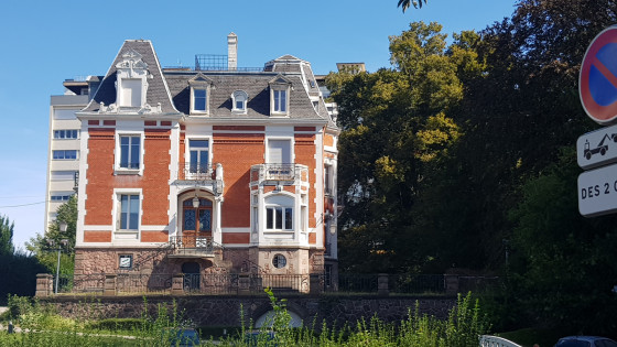 Belle Villa en bordure du parc Tivoli