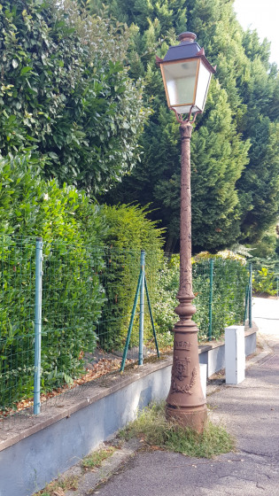 Lampadaire typique du quartier du Rebberg de Mulhouse