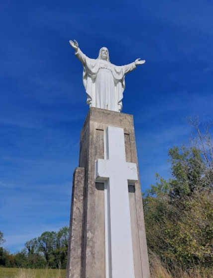 Le Belvédère de la statue du Sacré-Cœur à Châtillon