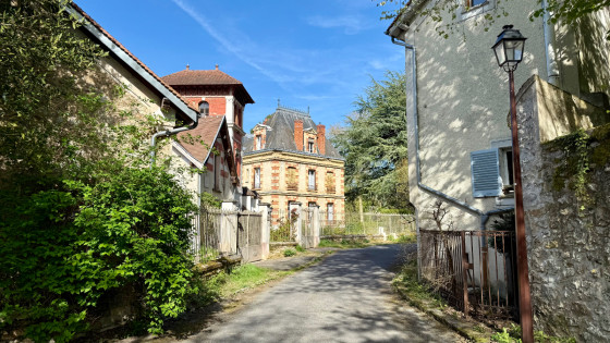 Le charmant village de Seine-Port