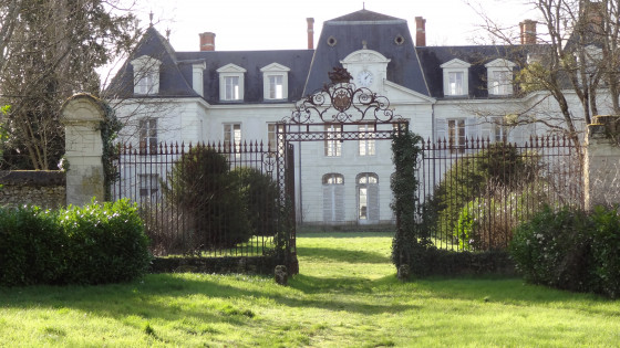 Le château à Madon