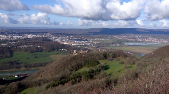 Le château féodal de Montfaucon