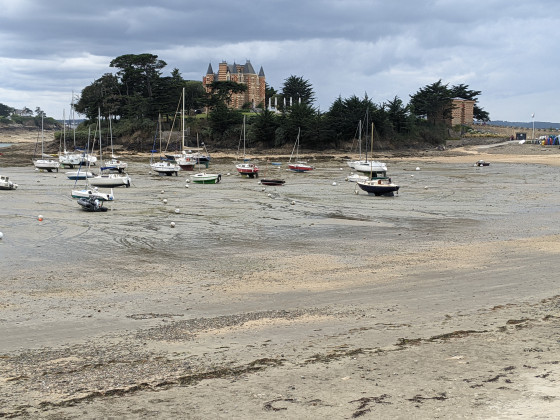 Le Château Le Nessay et sa presqu'ile