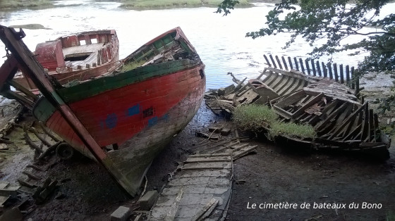 Le cimetière de bateaux du Bono