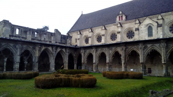 Le cloître