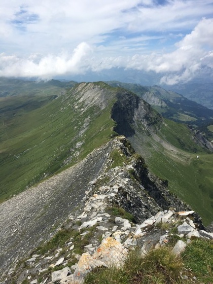 Début du passage délicat sur la crête Ouest de Croche