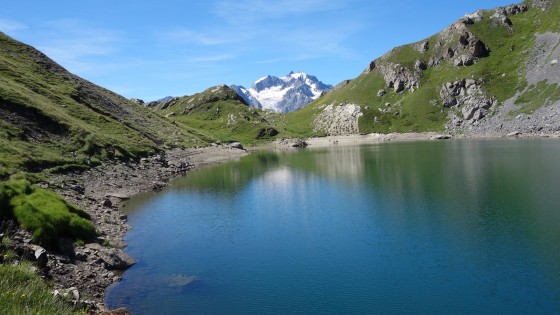 Le Grand Lac et en toile de fond les Agneaux