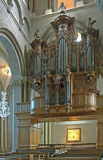 Le grand orgue de la cathédrale du Puy en Velay