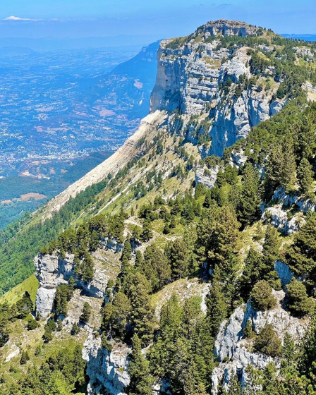 Le Granier et sa croix