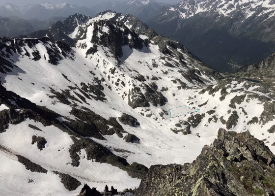 Le Lac de l\'Agnelin sous le Rocher du Lac de Cos