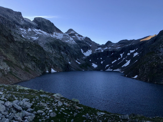 Le Lac du Vallon à l'aurore