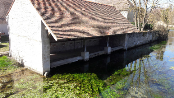 Le lavoir de Villecomte.